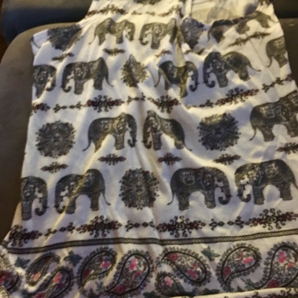 Elephant top - Picture 5 of 5